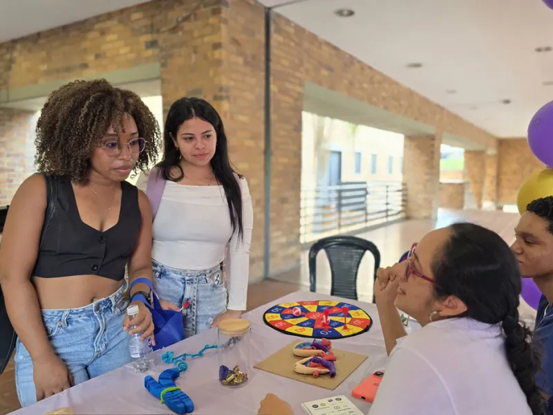 Estudiantes de Medicina compartieron experiencias en su paso hacia la vida profesional